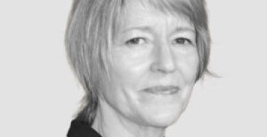 sara-charlesworth-grey-300x300.jpg